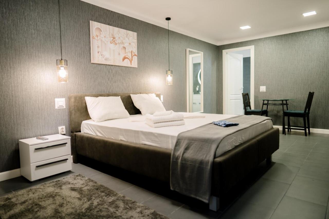 Mavie Apartment Boutique Bukarest Exterior foto